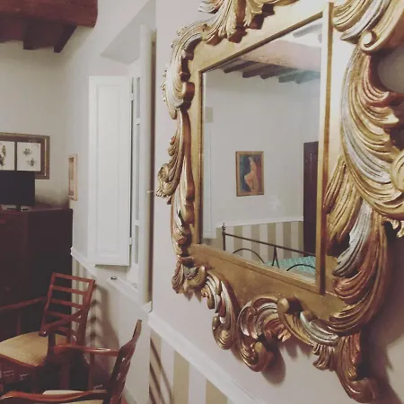 Alojamento de Acomodação e Pequeno-almoço Marinsky , Lucca Pietrasanta