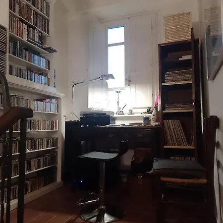 Alojamento de Acomodação e Pequeno-almoço Marinsky , Lucca *