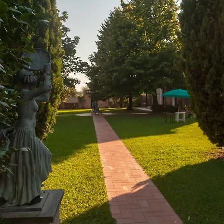 Marinsky , Lucca 4* ピエトラサンタ