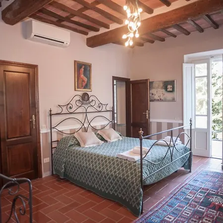 Alojamento de Acomodação e Pequeno-almoço Marinsky , Lucca Pietrasanta