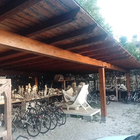 Marinsky , Lucca *